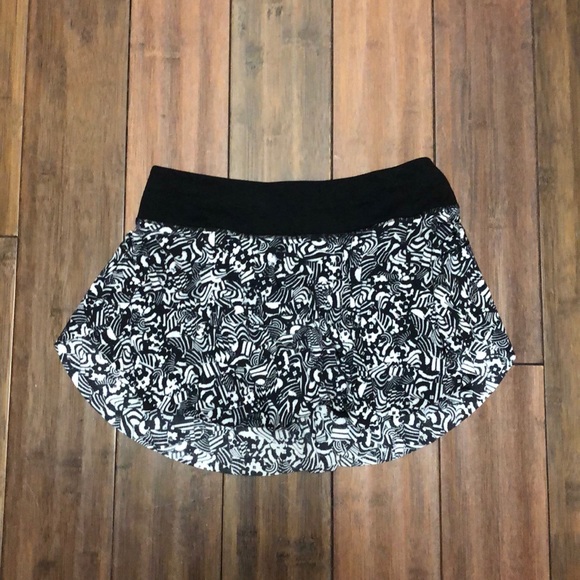 lululemon athletica Dresses & Skirts - Lululemon quick pace skirt